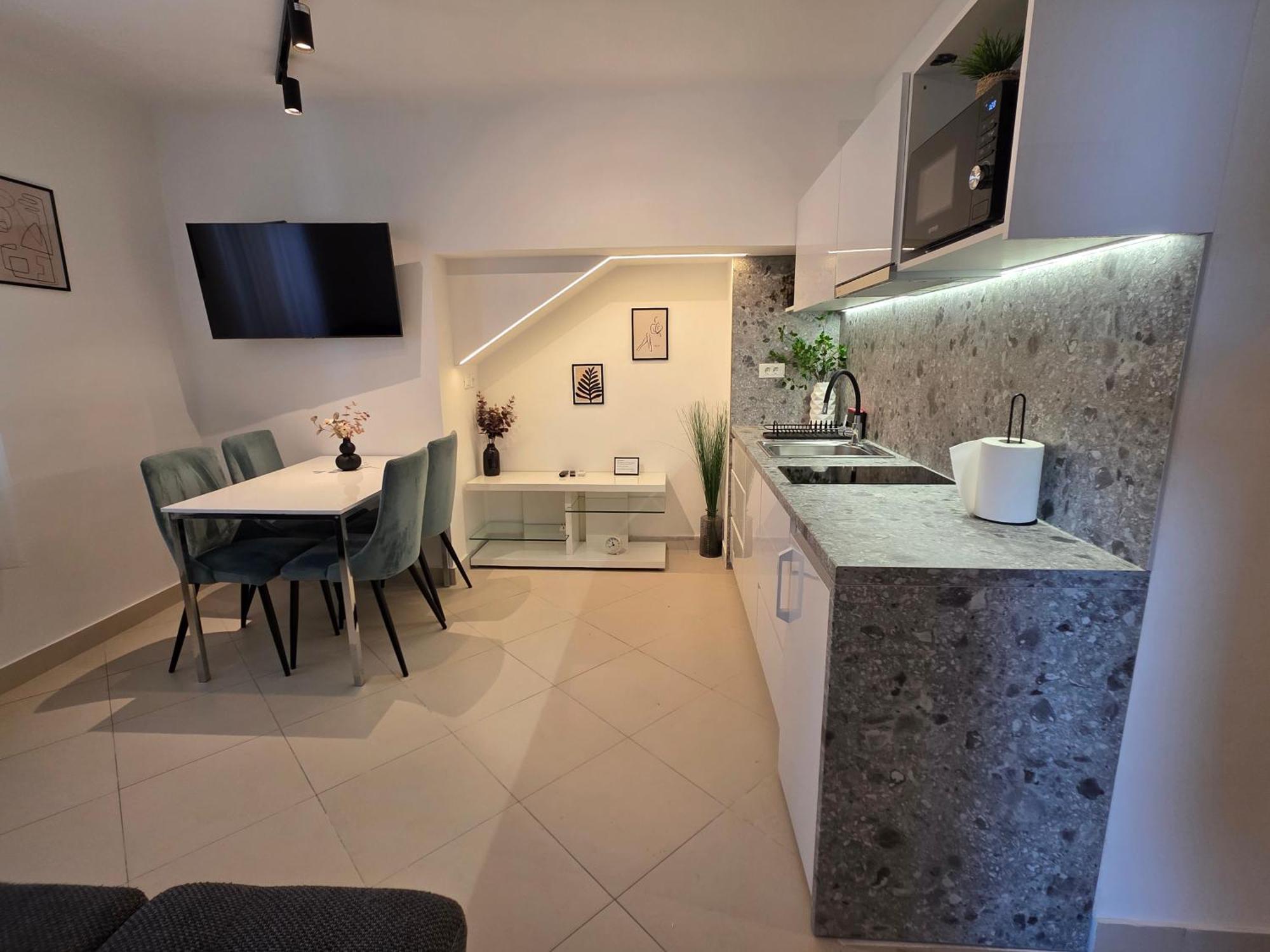 Apartments & Rooms Graso Сплит Стая снимка